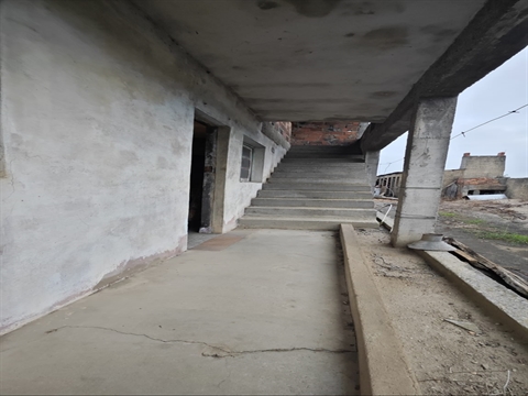 Moradia para Restaurar T3+1