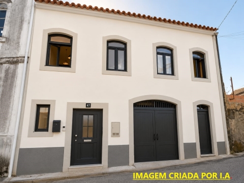 Moradia para Restaurar T3+1